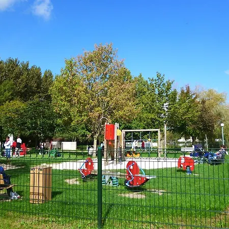 Holiday home Domaine Les Granges Saint-Jean-d'Angely