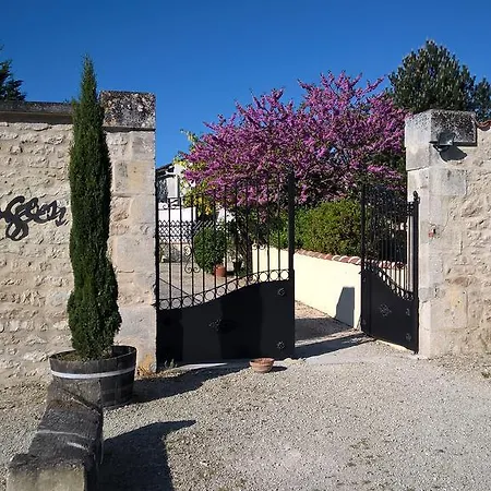Domaine Les Granges Vakantiehuis Saint-Jean-dʼAngély