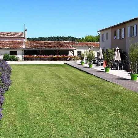 Domaine Les Granges Сasa de vacaciones *