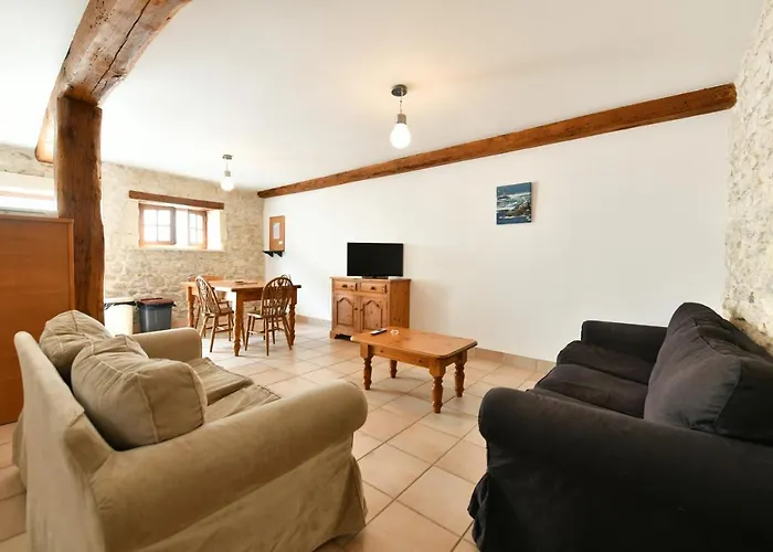 Semesterbostad Domaine Les Granges Saint-Jean-dʼAngély